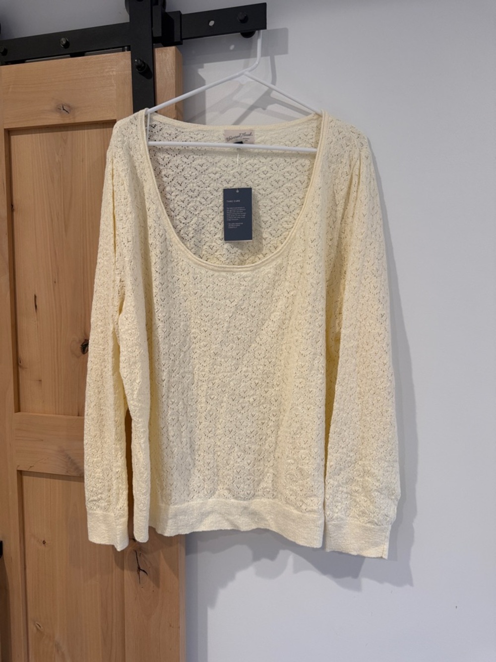 Universal Thread Cream Open-Knit Scoop Neck Sweater